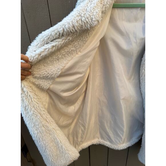 White Furry Democracy Jacket - Picture 10 of 11